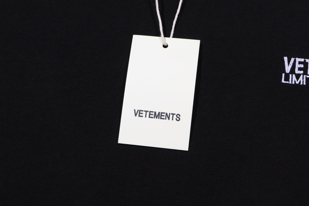 VETEME T-SHIRT