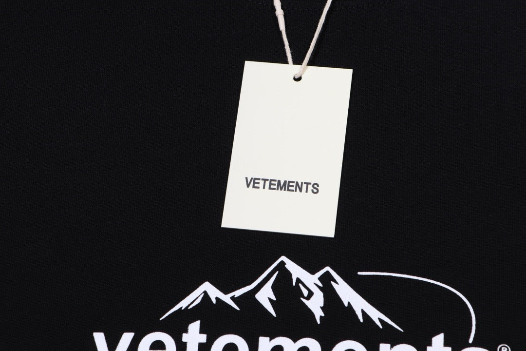 VETEME T-SHIRT