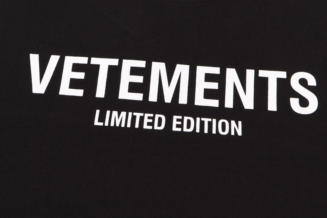 VETEME T-SHIRT