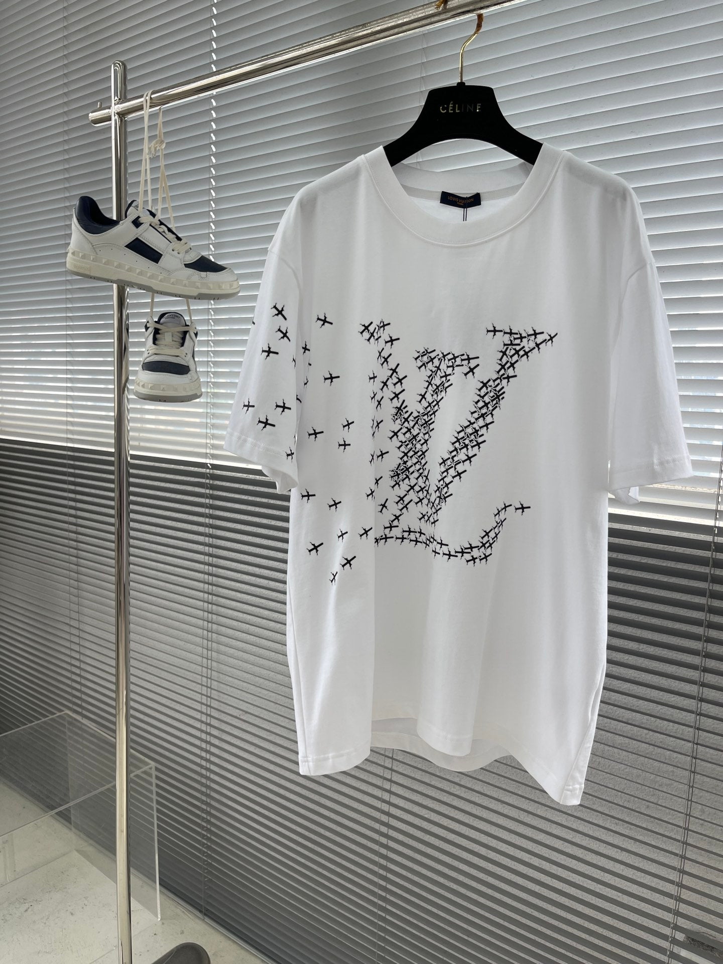 Louis 24SS trendy T-shirt airplane pattern logo short sleeves