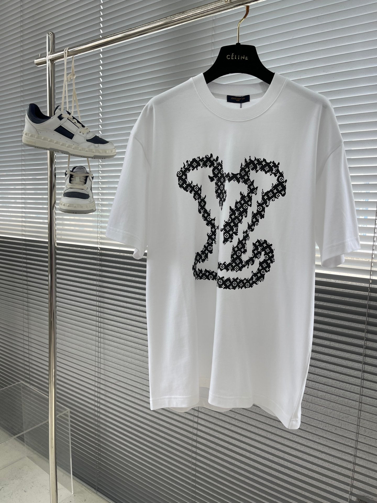 Louis 24SS trendy T-shirt pattern logo short sleeves