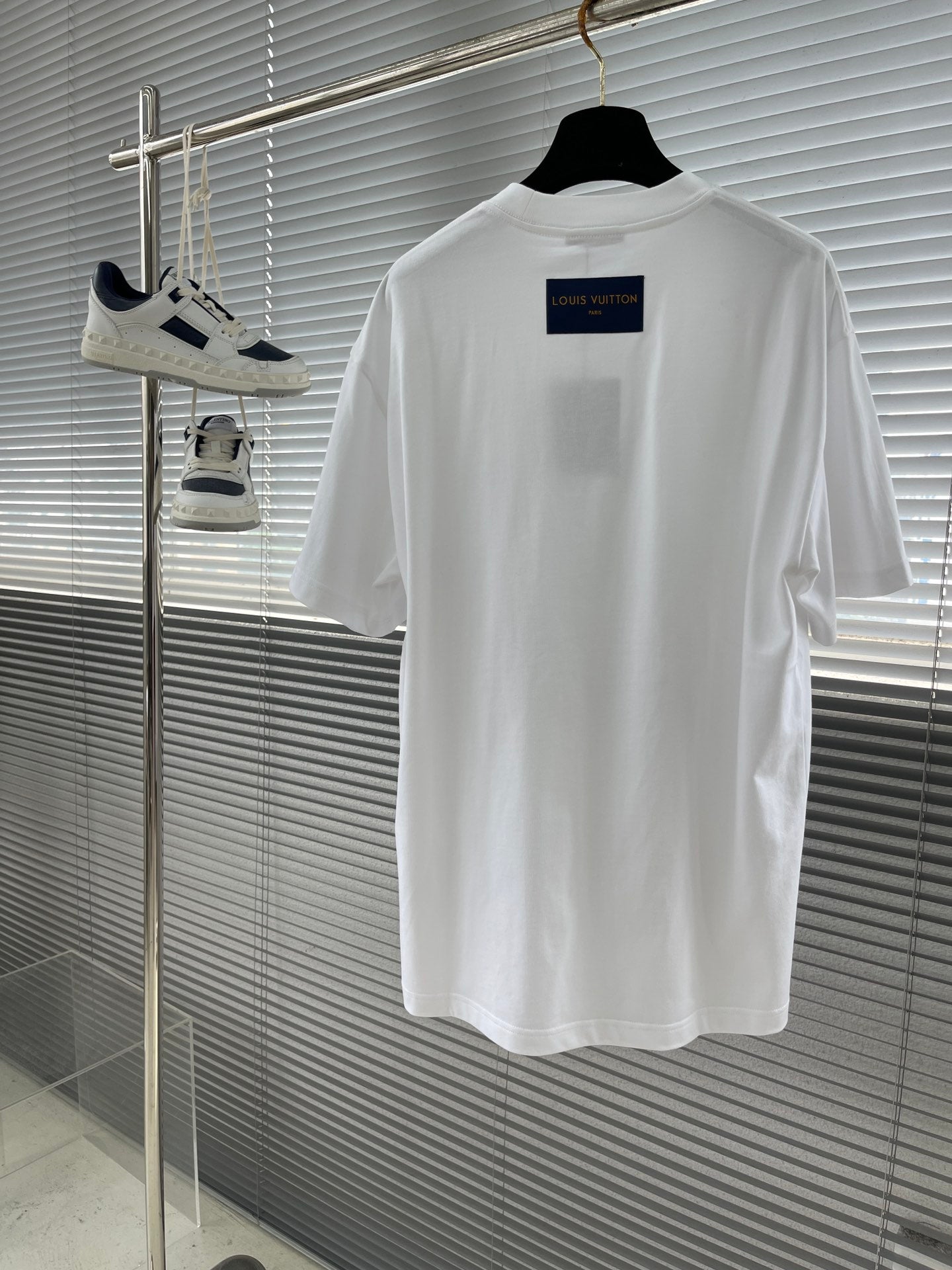 Louis 24SS trendy T-shirt pattern logo short sleeves