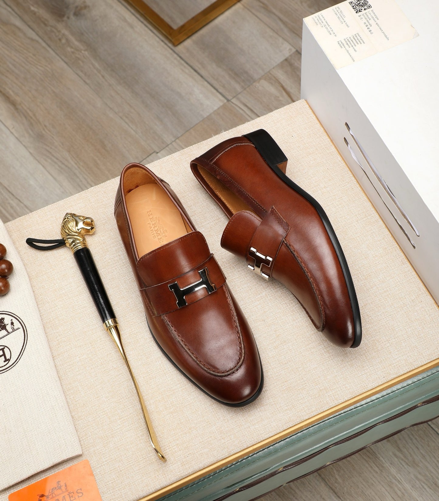 herm leather shoes