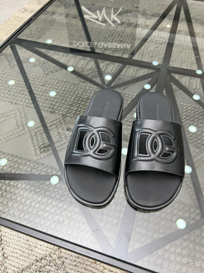 Dolce leather slippers