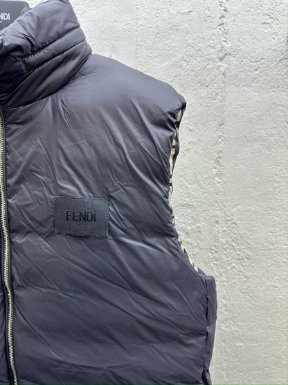 FEND Double-sided down vest