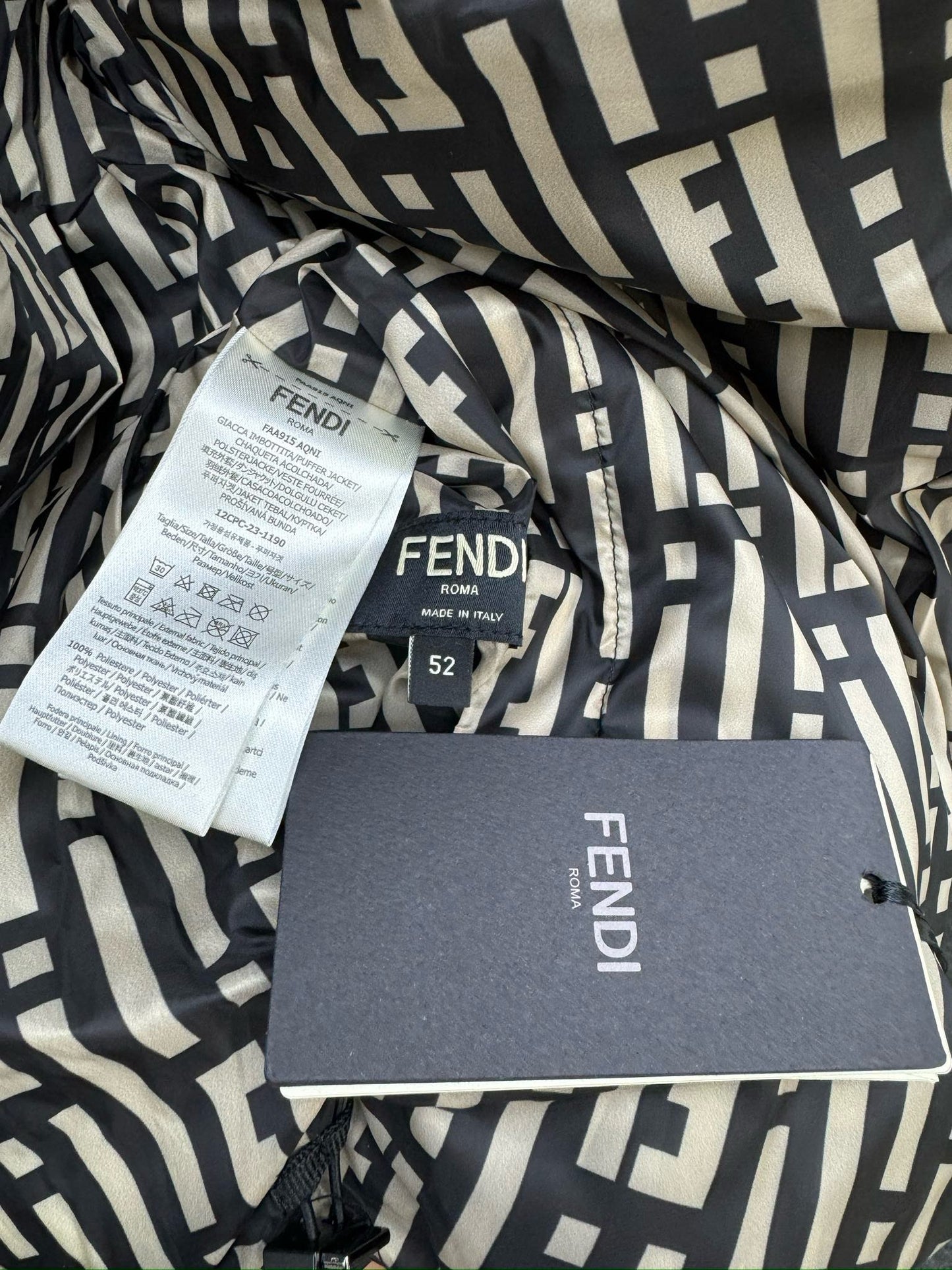 FEND Double-sided down vest