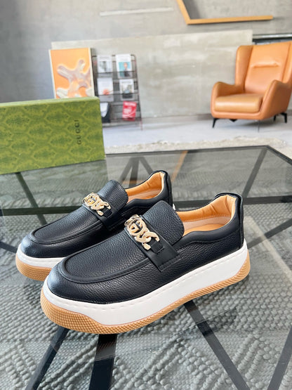 GUC leather sneaker