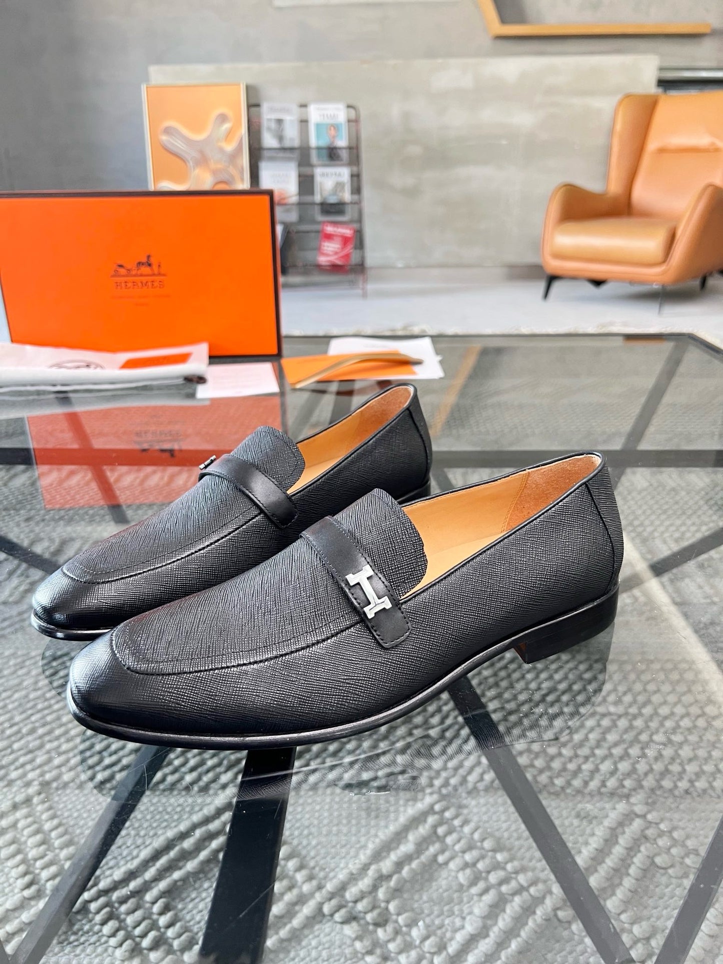 herm leather shoes