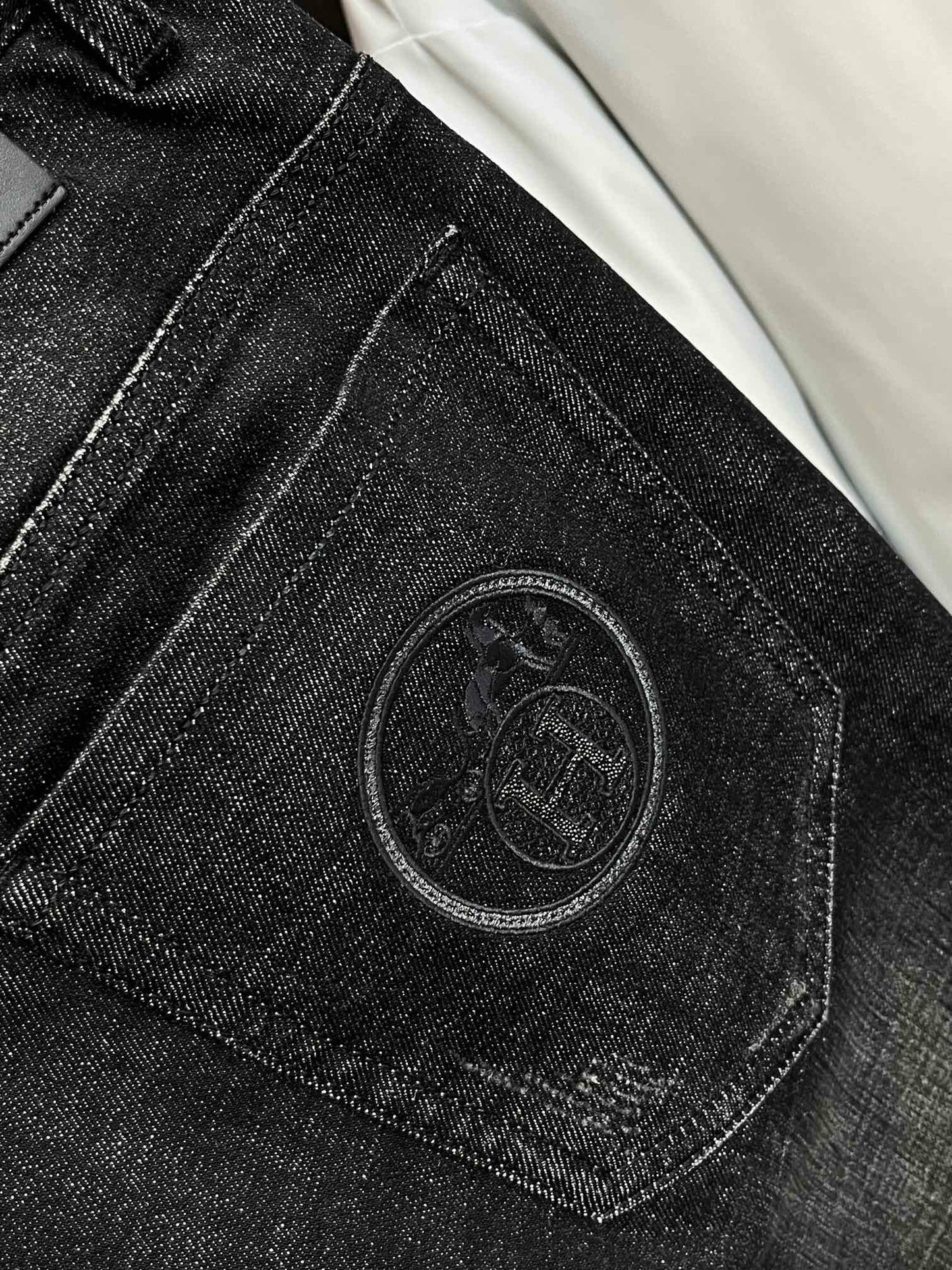 herm embroidered jeans