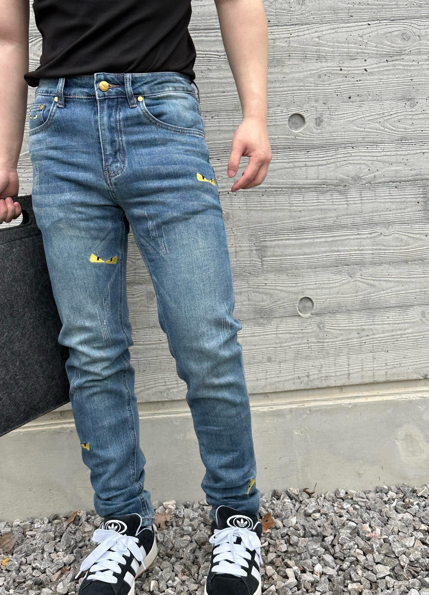 Fend embroidered jeans