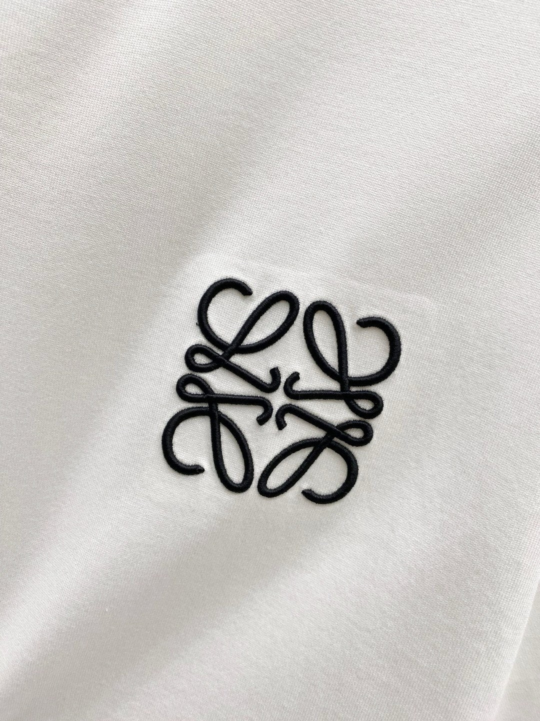 Loe embroidered T-shirt