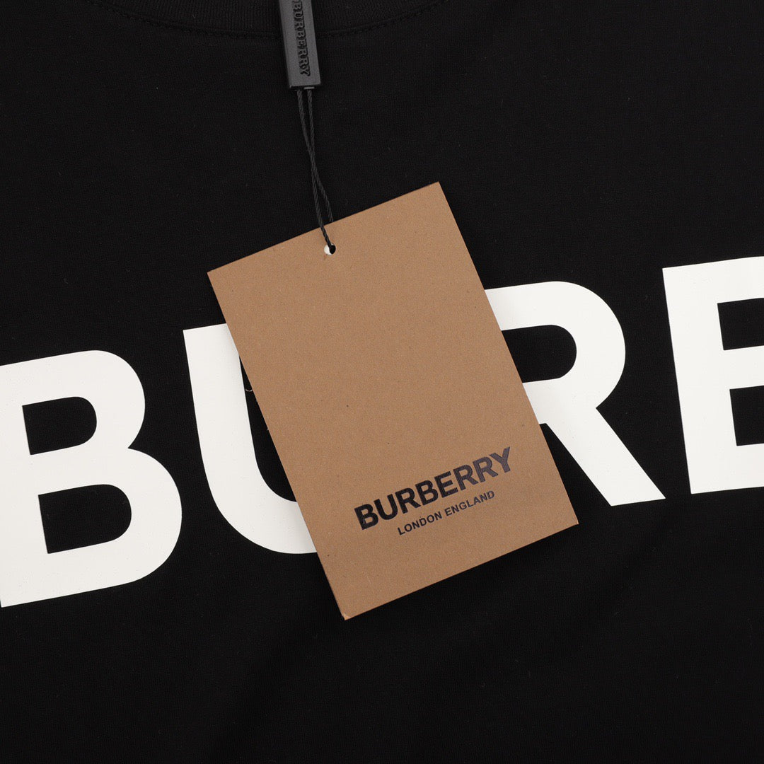 BURBRRY T-SHIRT