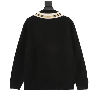 guc  V-neck sweater