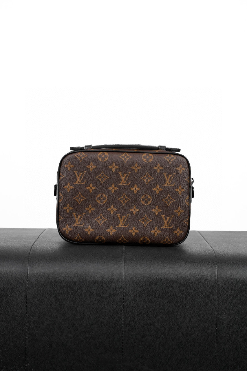 1V monogram bag