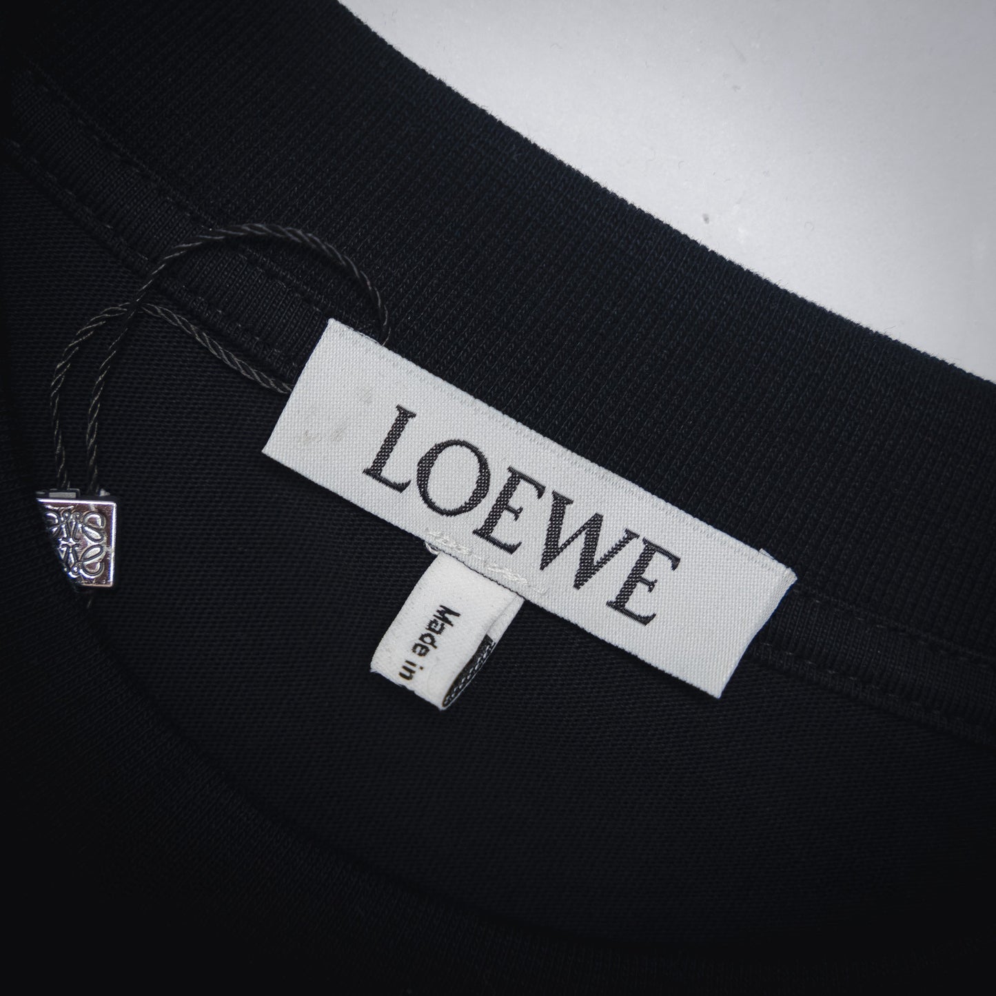 Loe 2025new embroidered T-shirt