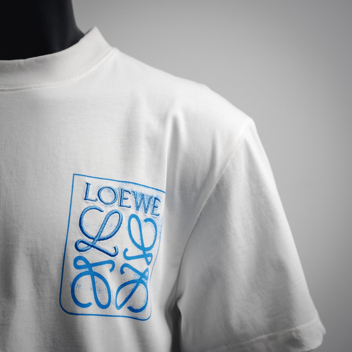 Loe 2025new embroidered T-shirt