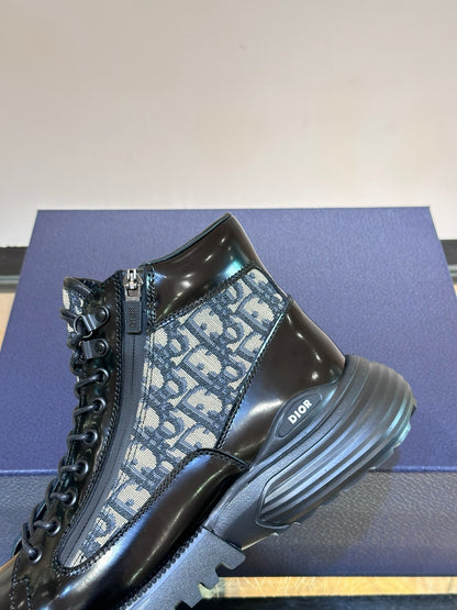 Dio combat boots