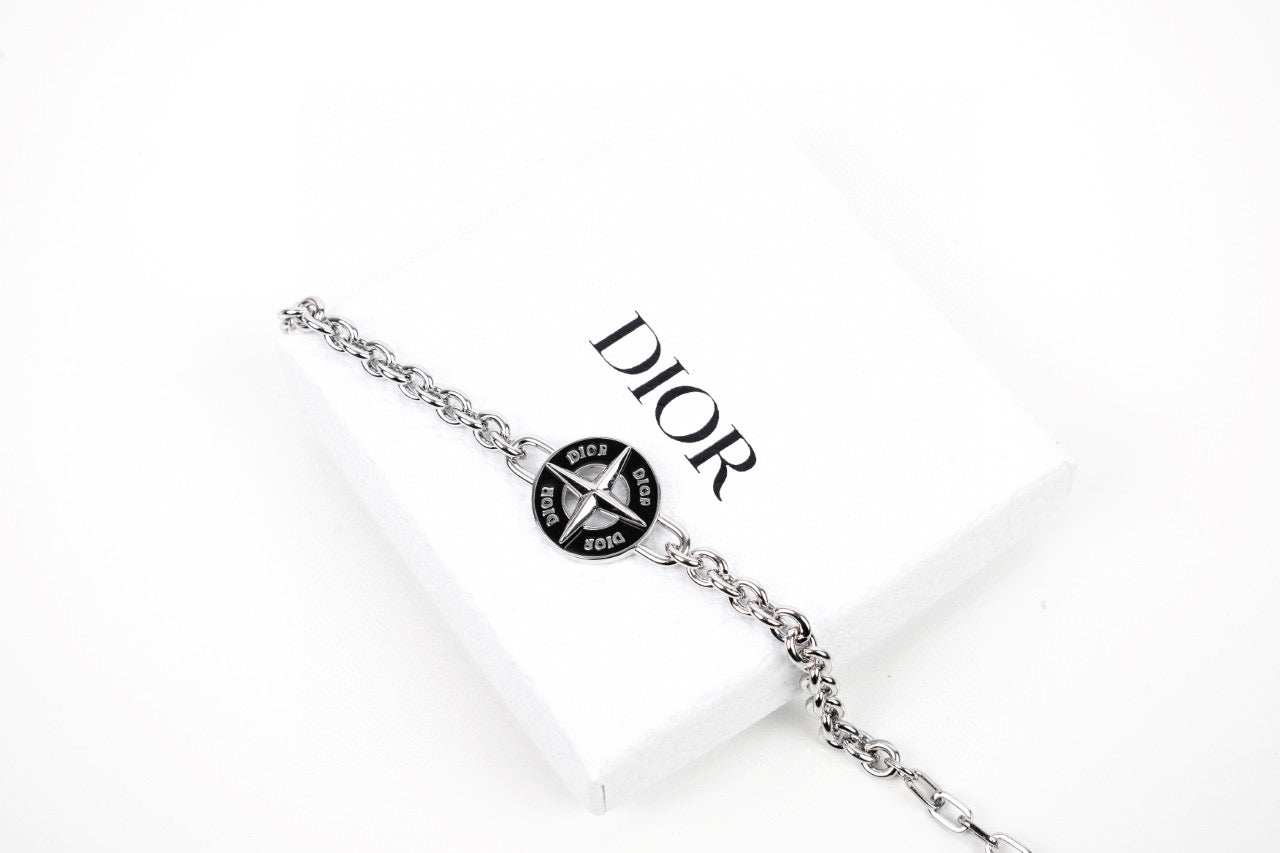 D1o x Stone bracelet