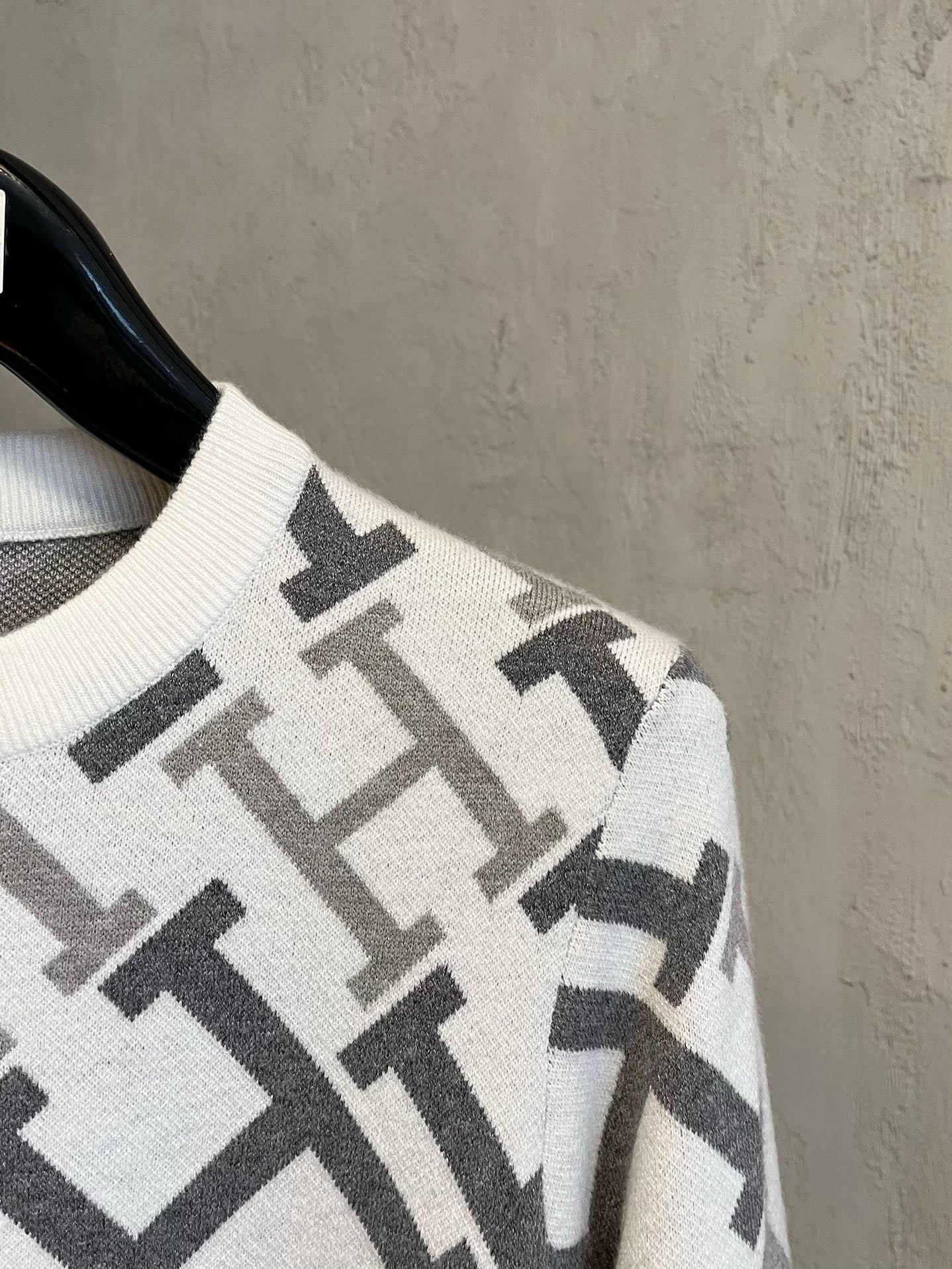 herm Jacquard sweater