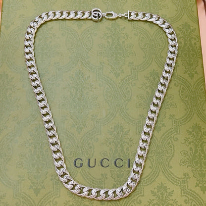 GUCC  NECKLACE