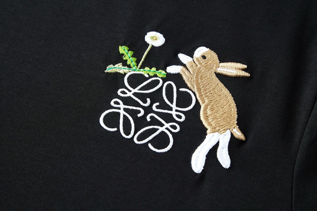 Loe 2025 NEW embroidered T-shirt