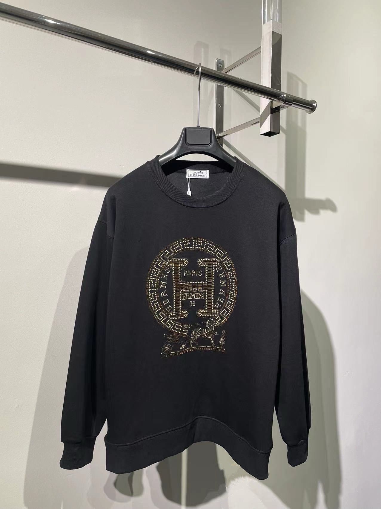 HERM Beaded sweatshirt