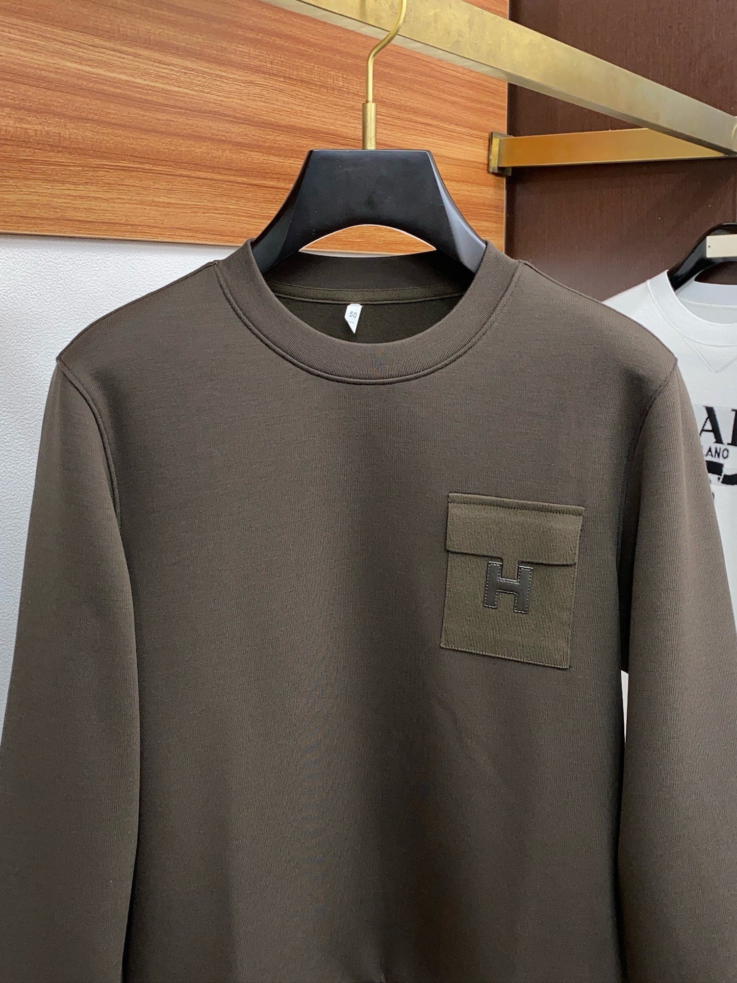 Herm  sweatshirt