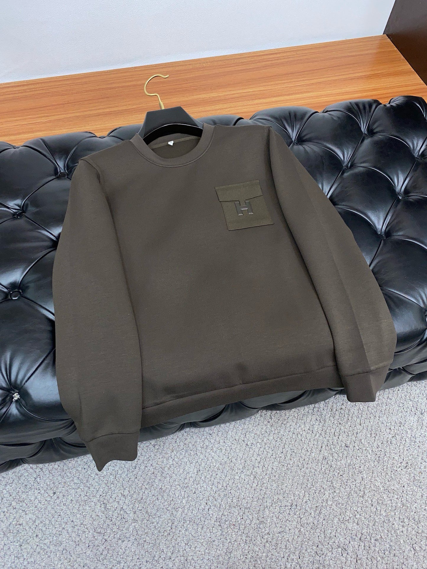 Herm  sweatshirt