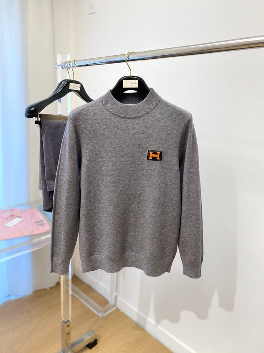 Herm logo sweater