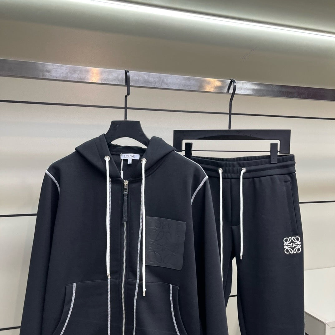 LOE TRACKSUIT