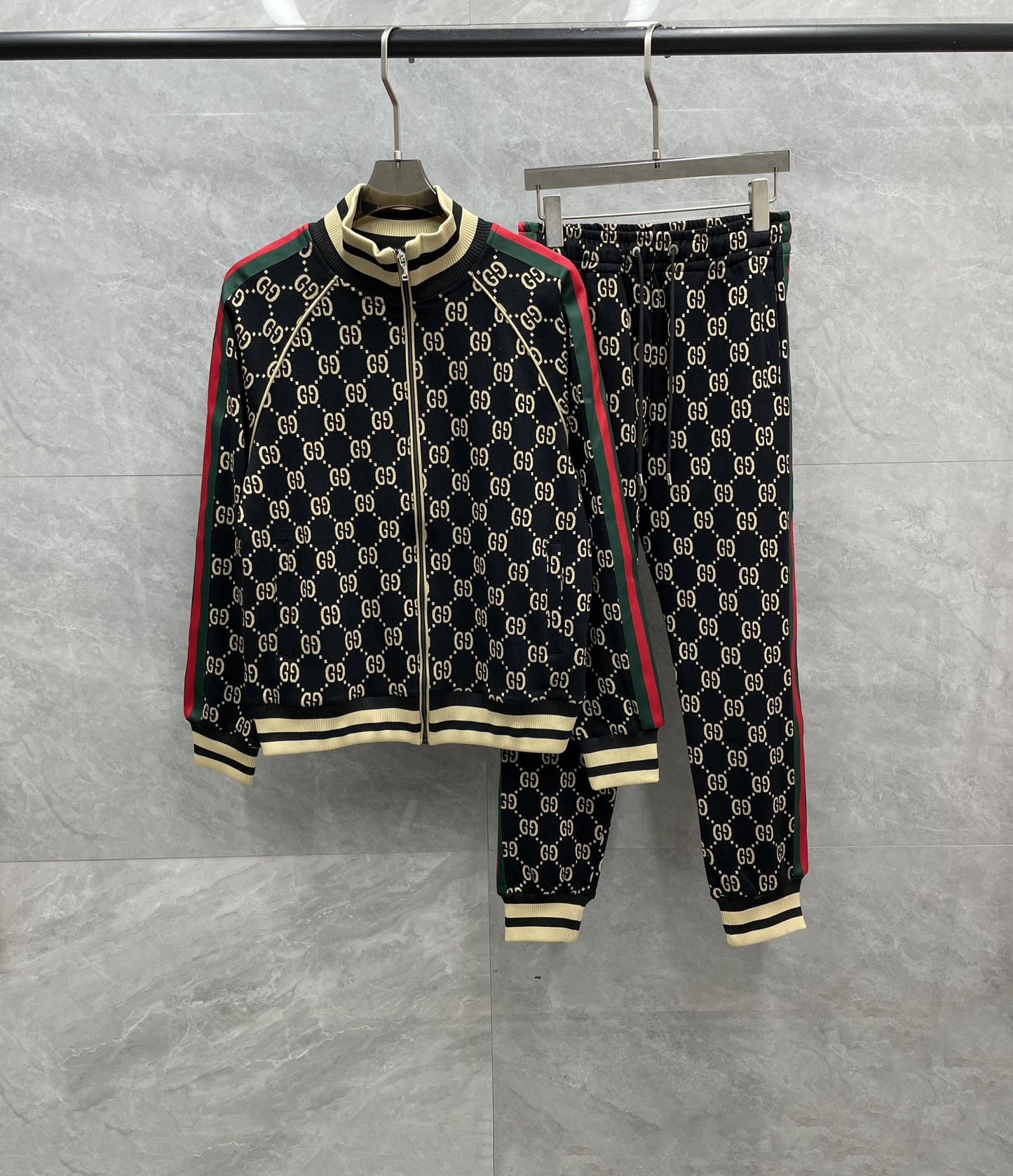 GUCC TRACKSUIT