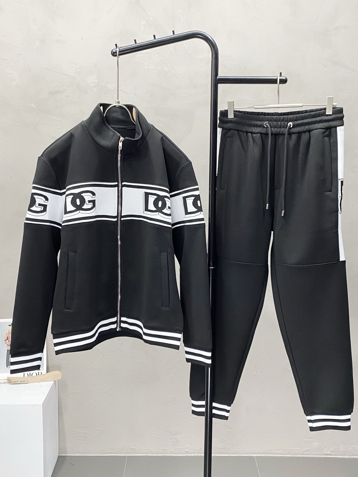 DOLCE TRACKSUIT