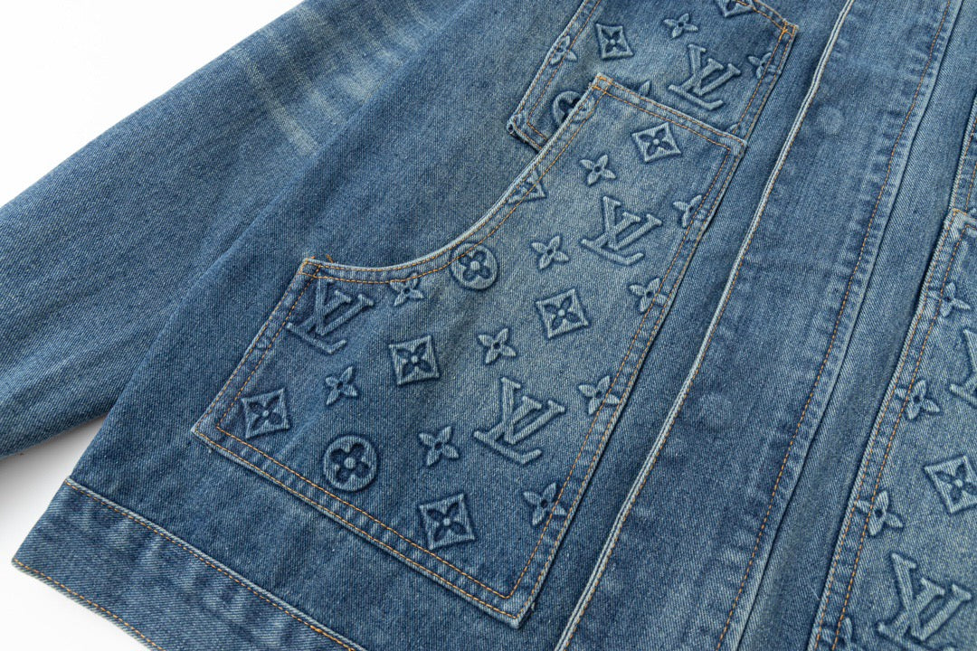 LOUIS Embossed denim jacket