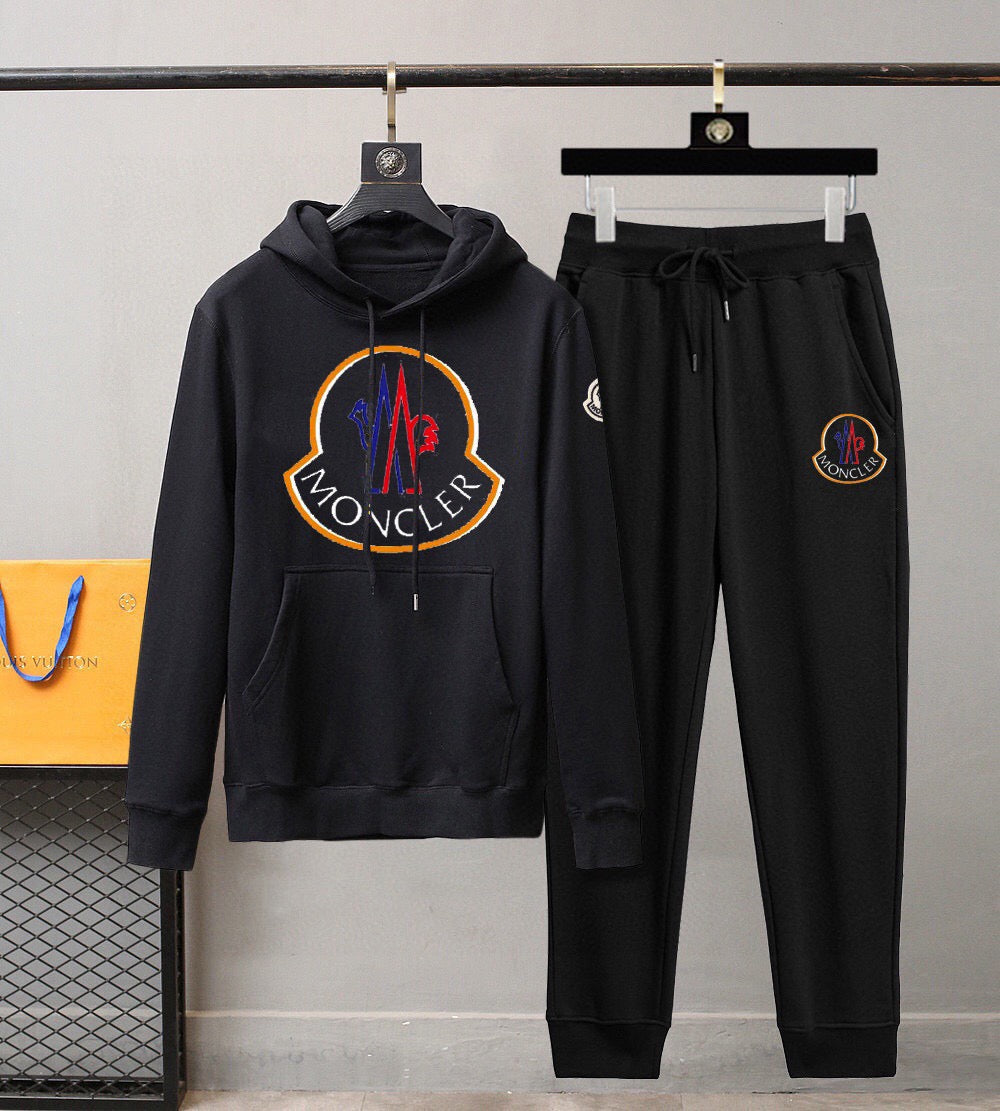 MONCL TRACKSUIT