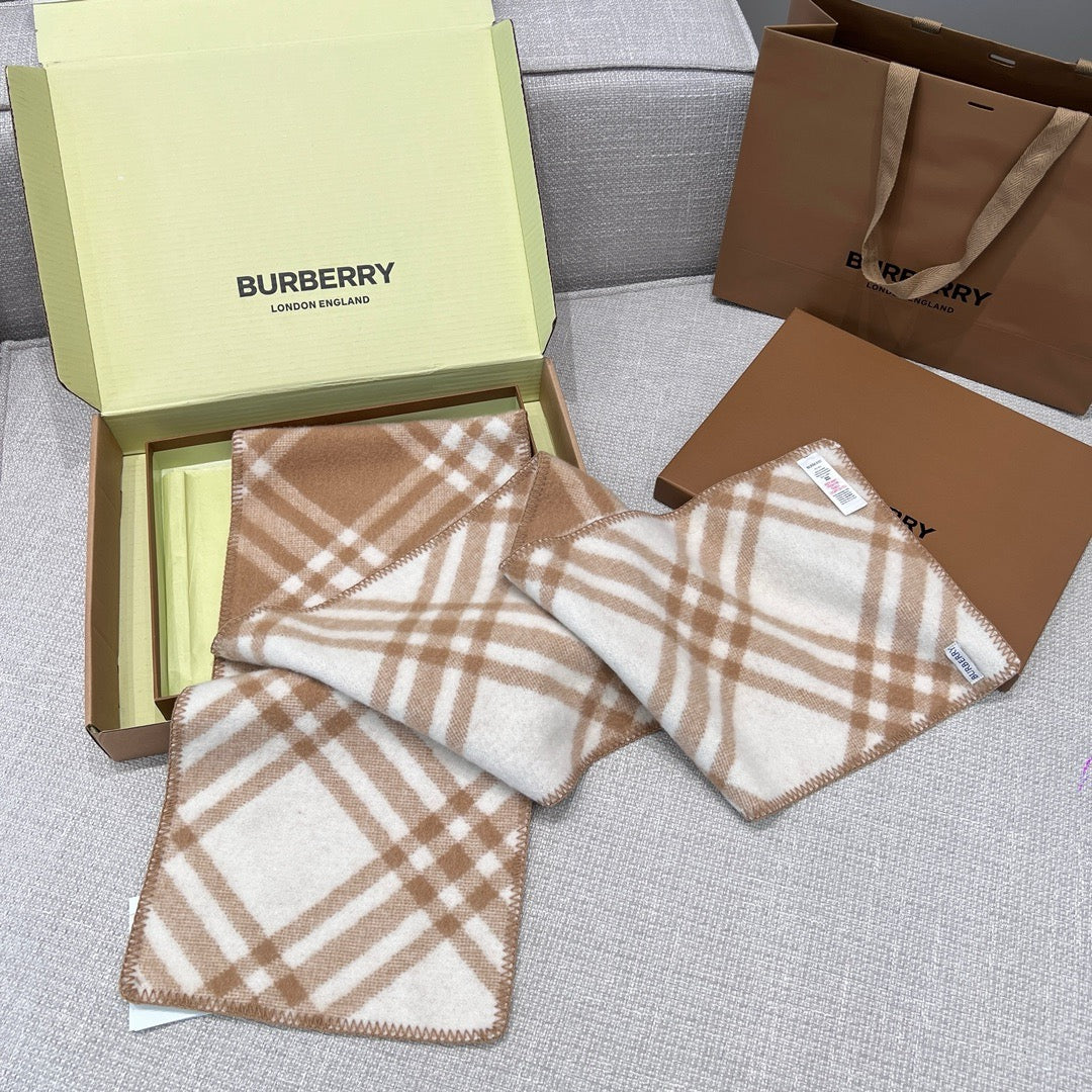 burber Cashmere scarf