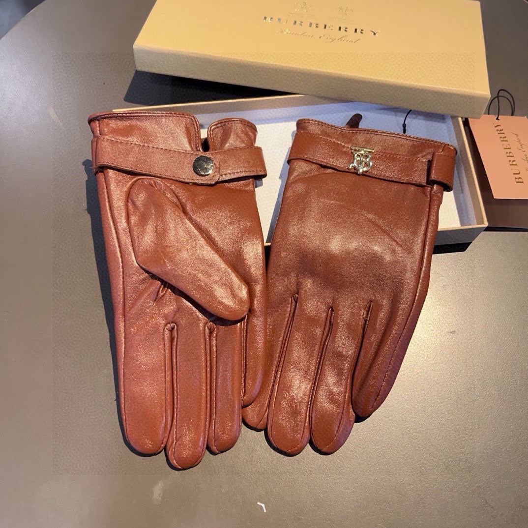 burber leather gloves