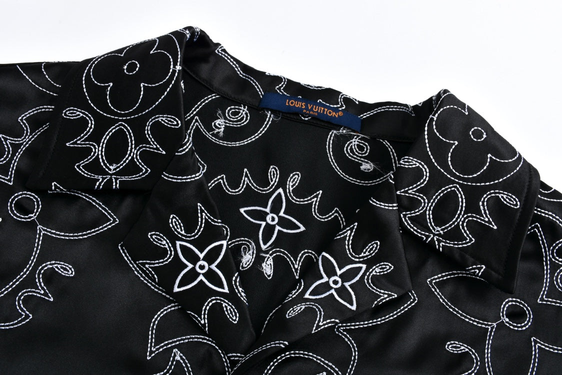 1V 2025new embroidered buttons shirt